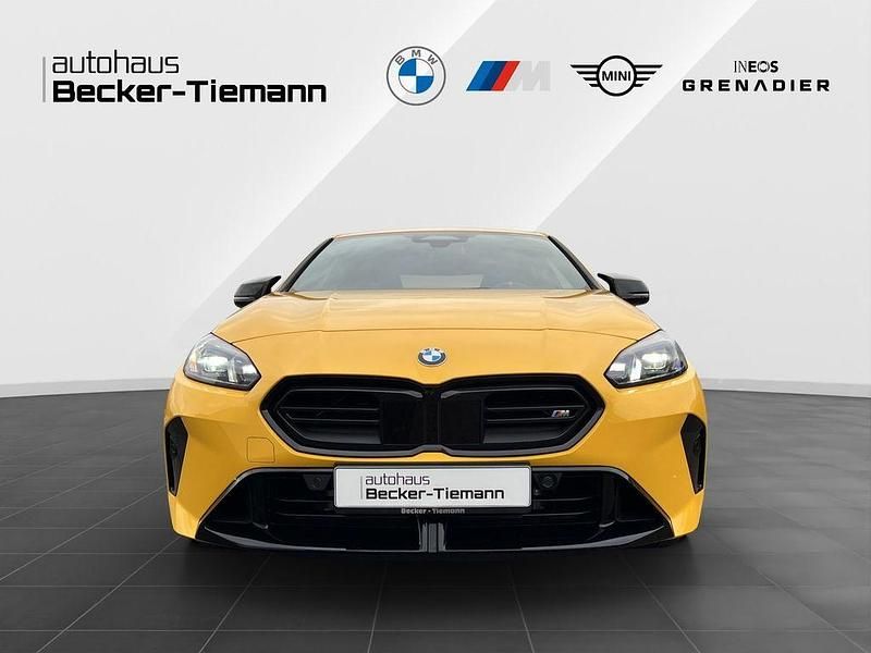 Gebraucht BMW M235 Shadowline 300 PS (220 kW) 2024 Gelb Coupé