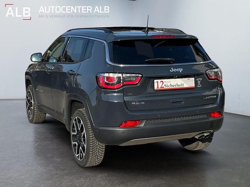 Gebraucht Jeep Compass Limited 170 PS (125 kW) 2018 Grau SUV