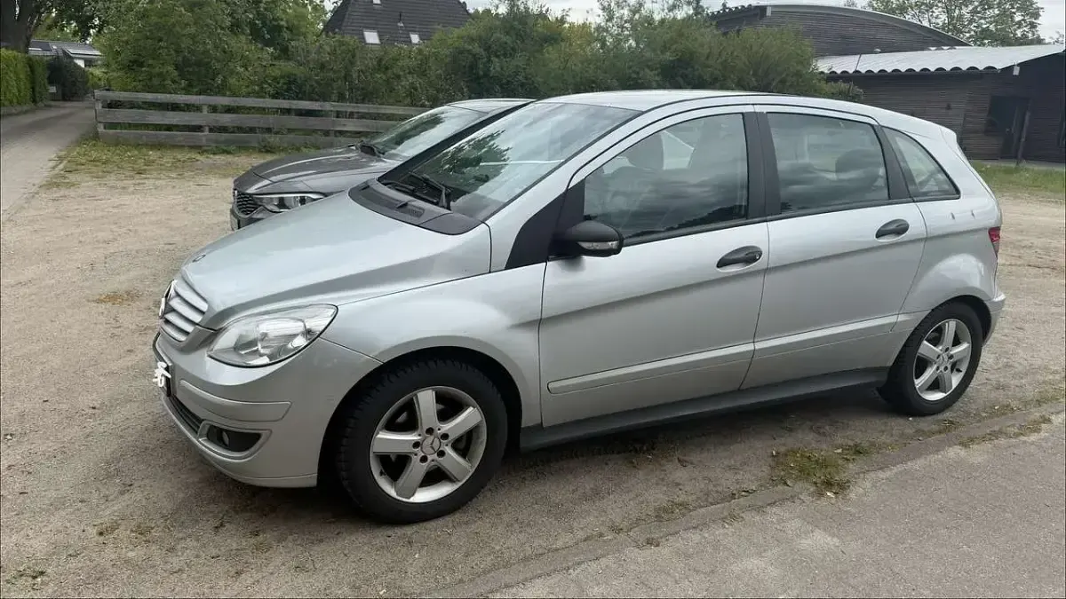 Gebraucht Mercedes B150 95 PS (69 kW) 2006 Van / Kleinbus