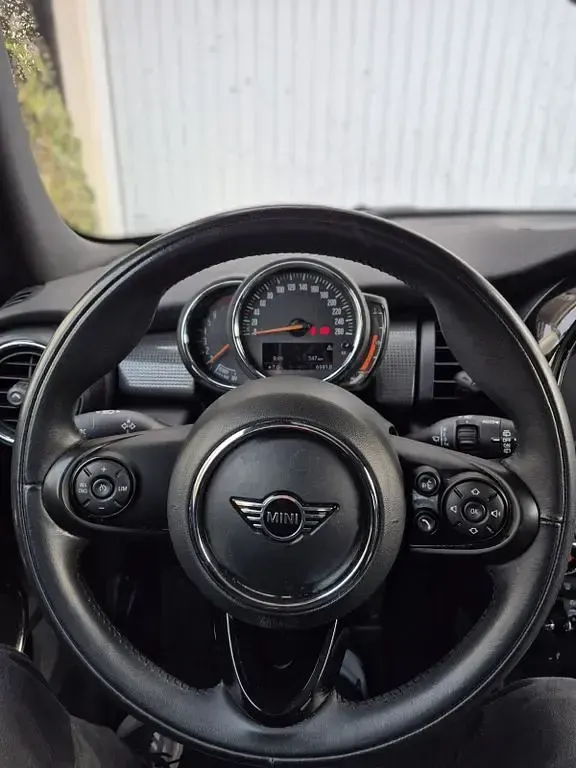 Usata Mini Cooper 136 CV (100 kW) 2019 Rosso Utilitaria