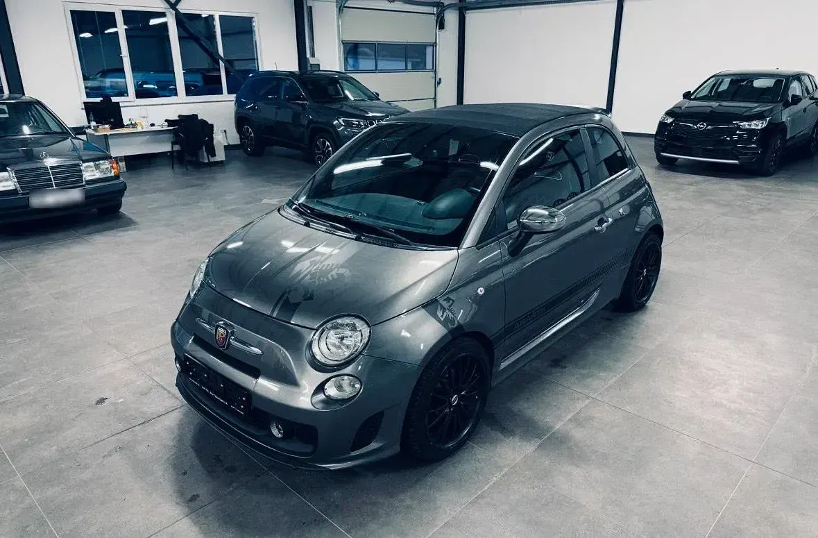 Gebraucht Abarth 500C 135 PS (99 kW) 2015 Grau Cabrio
