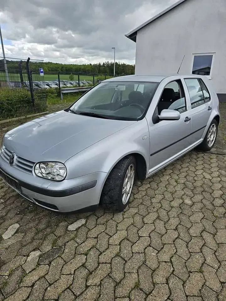 Gebraucht VW Golf IV Edition 75 PS (55 kW) 2001 Limousine