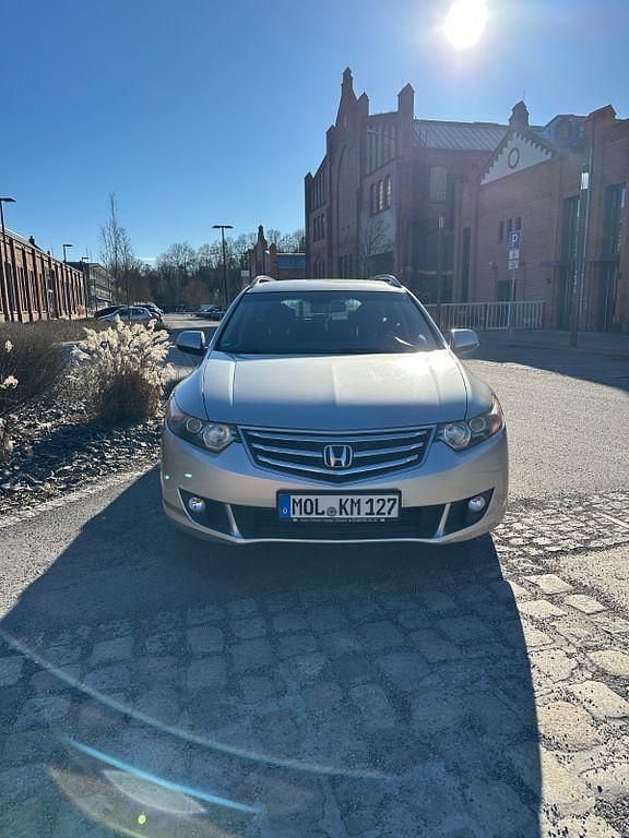 Gebraucht Honda Accord Elegance 150 PS (110 kW) 2008 Andere farben Kombi