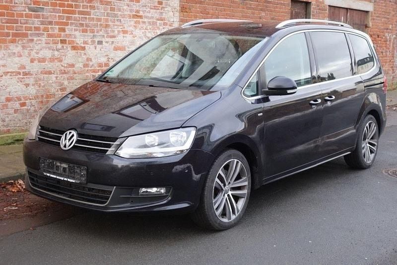Gebraucht VW Sharan Cup 140 PS (102 kW) 2014 Schwarz Van / Kleinbus