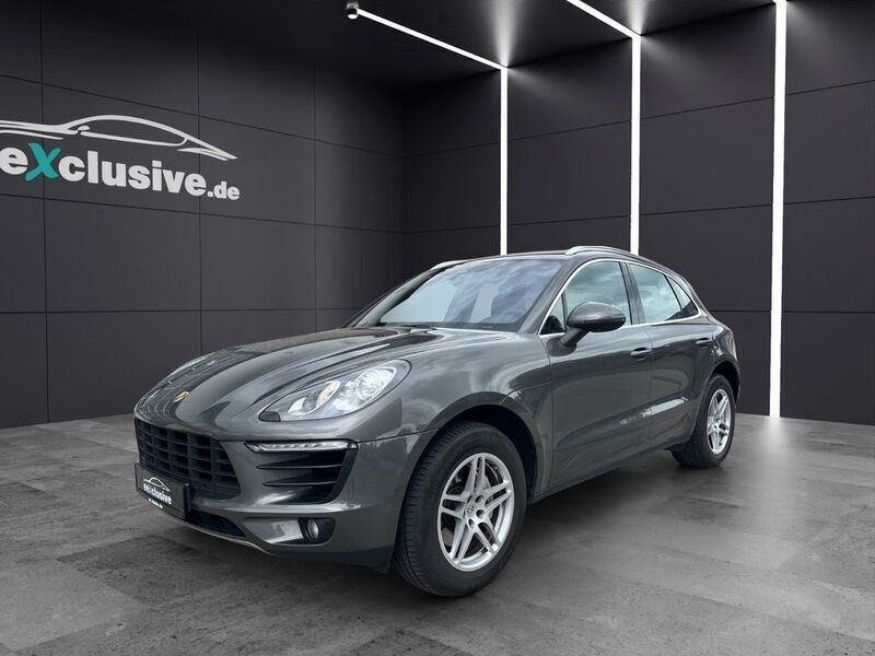 Grau Gebraucht 2015 Porsche Macan S SUV | 23.900 € (Superpreis) - Bild 1/4