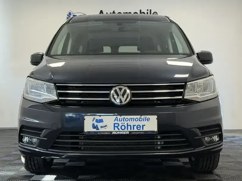 Gebraucht VW Caddy Maxi Comfortline 125 PS (91 kW) 2017 Starlight blue metallic Van / Kleinbus