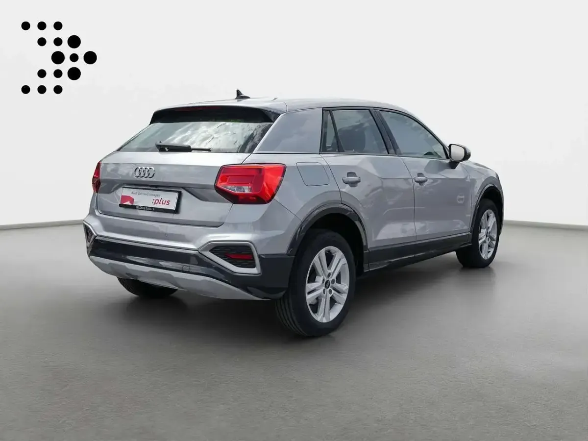 Gebraucht Audi Q2 Advanced Plus 116 PS (85 kW) 2025 Florettsilber metallic SUV