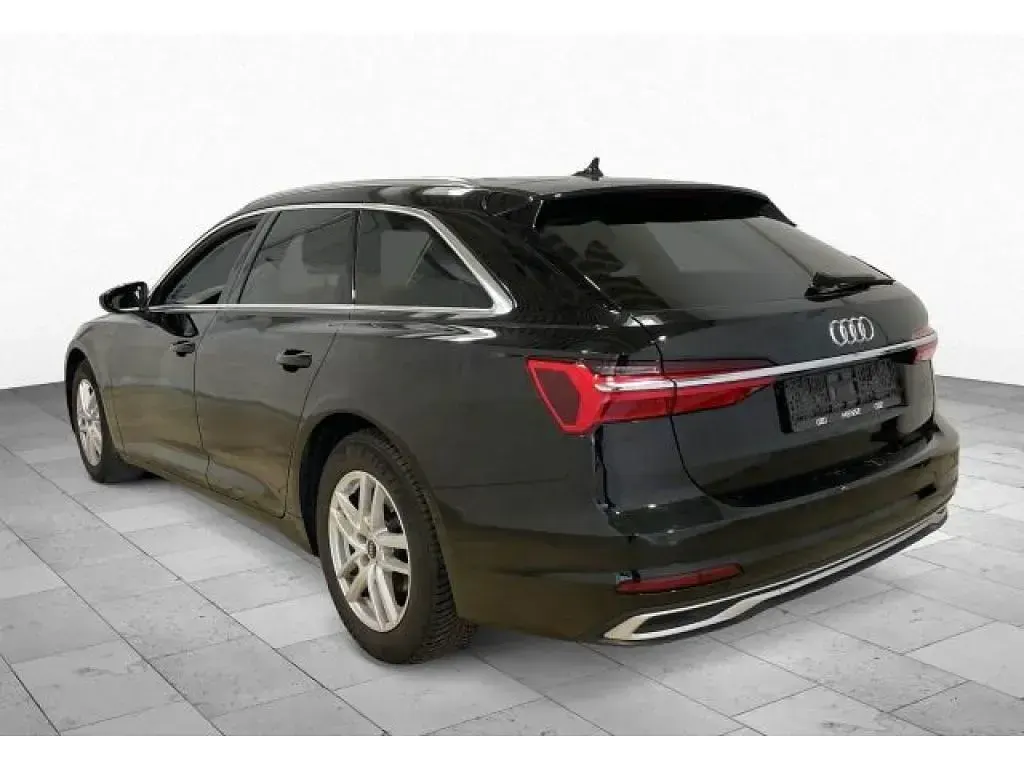 Gebraucht Audi A6 Ambiente 163 PS (119 kW) 2024 Mythosschwarz (metallic) Kombi