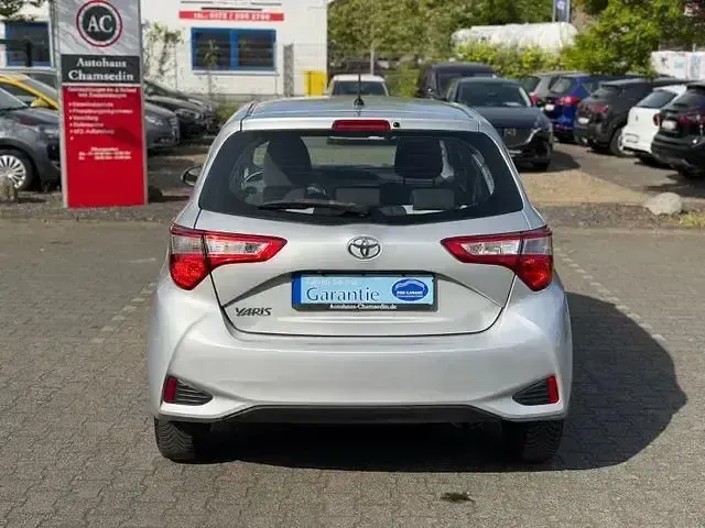 Używany Citroën C4 SELECTION 135 KM (99 kW) 2012 Czerwony Sedan/Limuzyna