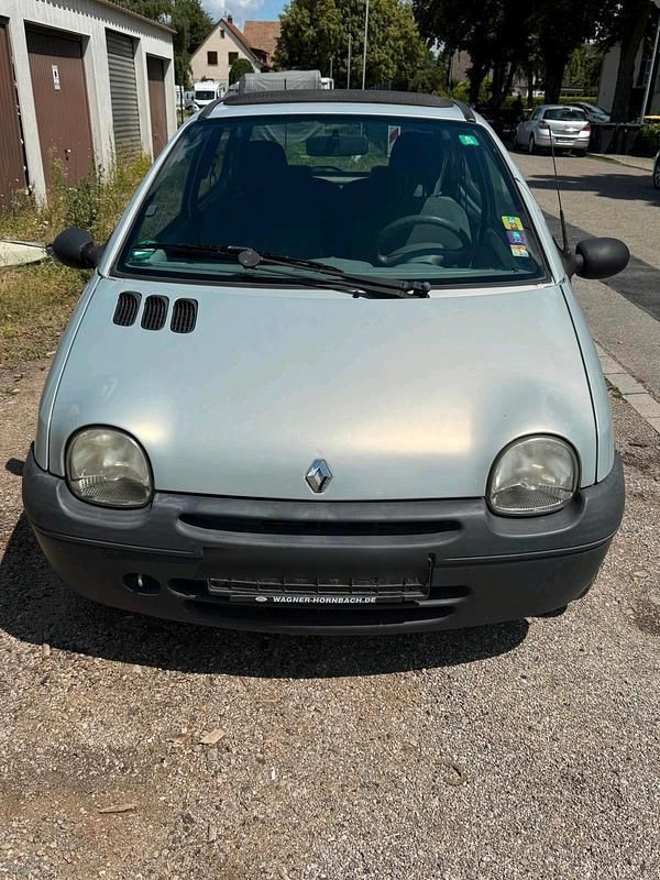Grau Gebraucht 2003 Renault Twingo Kleinwagen | 990 € (Guter Preis) - Bild 1/4