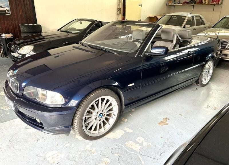 Blau Gebraucht 2000 BMW 323 Cabriolet Sport Line Cabrio | 9.500 € (Teuer) - Bild 1/3