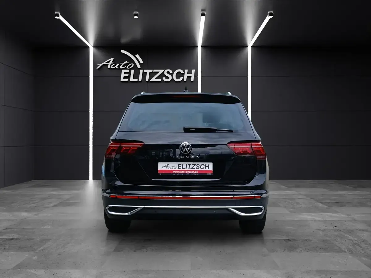 Używany VW Tiguan Elegance 150 KM (110 kW) 2022 Czarny SUV