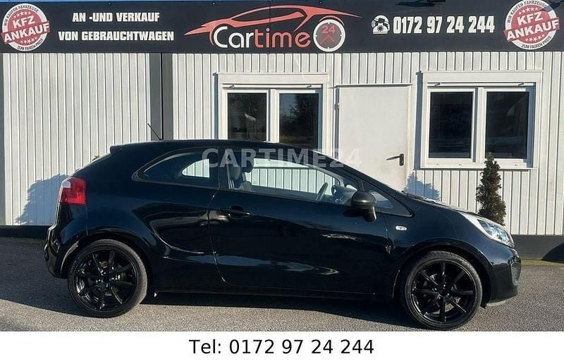 Gebraucht Kia Rio 86 PS (63 kW) 2013 Schwarz Limousine