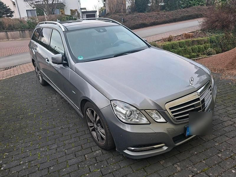 Gebraucht Mercedes 350 Avantgarde 265 PS (194 kW) 2011 Grau Kombi