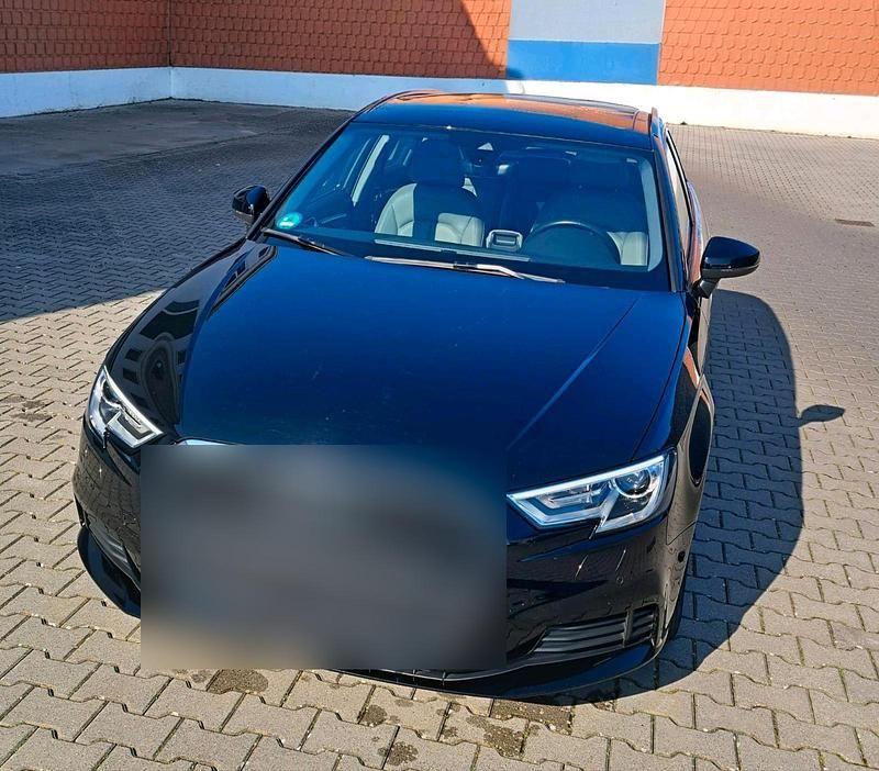 Gebraucht Audi A3 Design 150 PS (110 kW) 2017 Schwarz Limousine