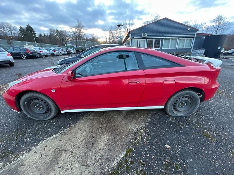 Gebraucht Toyota Celica 143 PS (105 kW) 2002 Rot Coupé