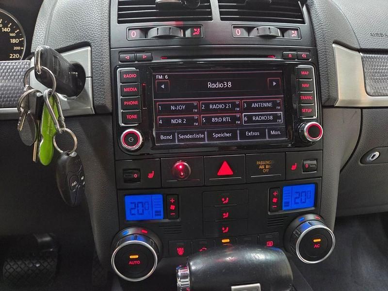 Gebraucht VW Touareg Individual 239 PS (175 kW) 2008 Schwarz SUV