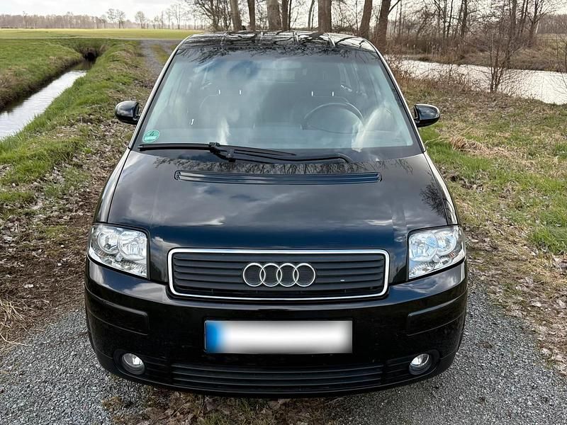 Second-hand Audi A2 90 CP (66 kW) 2004 Negru Hatchback