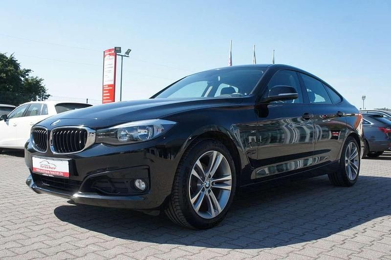 Second-hand BMW 320 184 CP (135 kW) 2014 Negru Berlinǎ