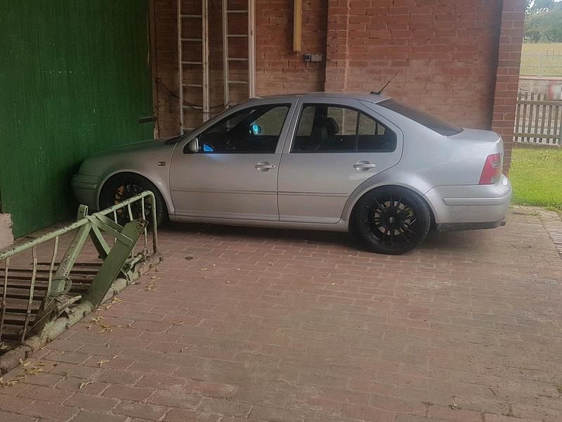 Gebraucht VW Bora R 689 PS (506 kW) 2000 Silber Limousine