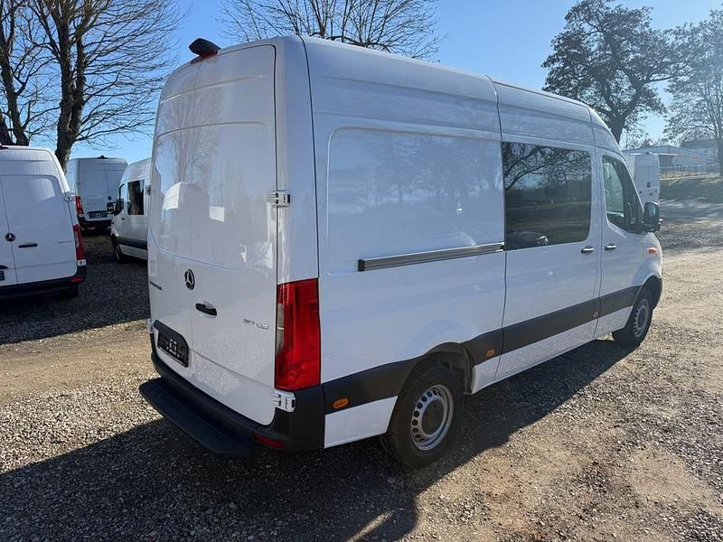 Gebraucht Mercedes Sprinter 170 PS (125 kW) 2023 Weiß Van