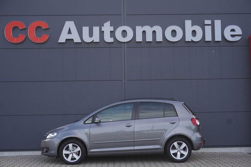 Grau Gebraucht 2013 VW Golf VII Life Limousine | 11.990 € (Fairer Preis) - Bild 1/4