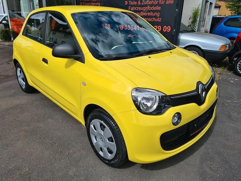 Gelb Gebraucht 2016 Renault Twingo Life Kleinwagen | 3.999 € (Guter Preis) - Bild 1/4