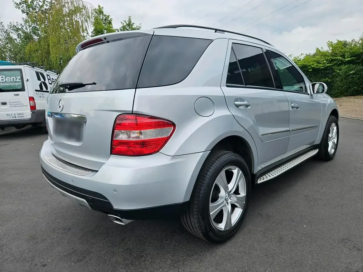 Gebraucht Mercedes ML280 190 PS (139 kW) 2008 Silber SUV