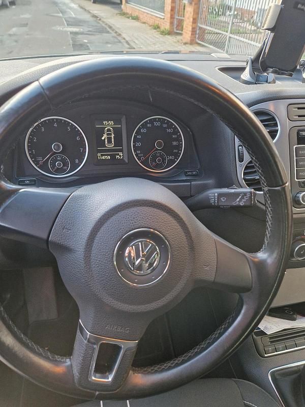 Gebraucht VW Tiguan 150 PS (110 kW) 2011 Schwarz SUV