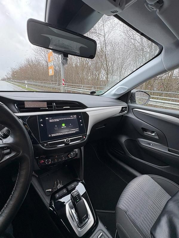 Gebraucht Opel Corsa 100 PS (73 kW) 2022 Weiß Kleinwagen