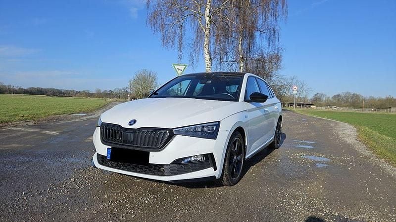 Gebraucht Skoda Scala Monte Carlo 150 PS (110 kW) 2020 Weiß Kleinwagen