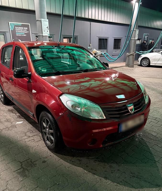Brugt Dacia Sandero 75 HK (55 kW) 2012 Rød Hatchback
