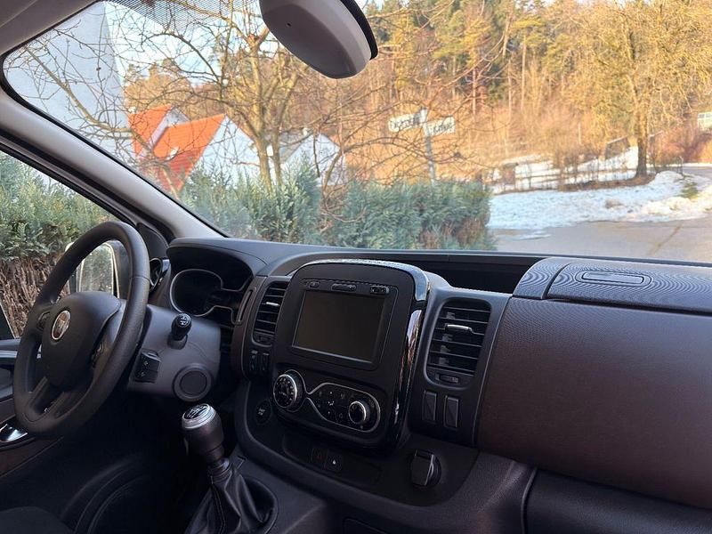 Weiß Gebraucht 2021 Fiat Talento Van / Kleinbus | 13.500 € - Bild 1/4