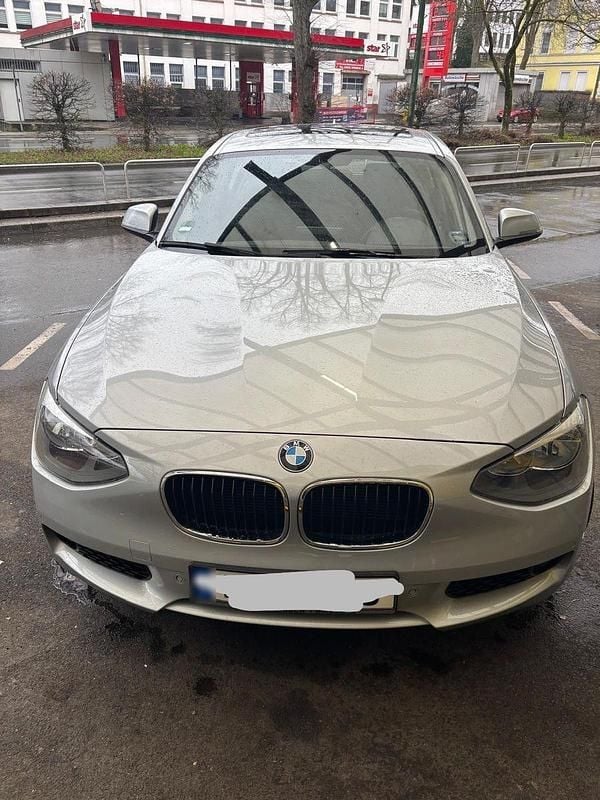 Gebraucht BMW 116 116 PS (85 kW) 2015 Silber Kleinwagen