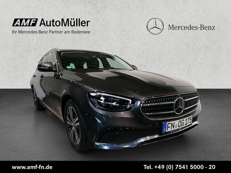 Graphitgrau Gebraucht 2023 Mercedes E220 Avantgarde Kombi | 38.700 € (Fairer Preis) - Bild 1/4