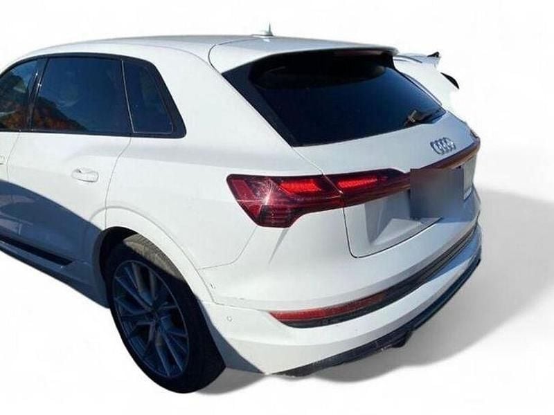 Gebraucht Audi e-tron S-Line 300 kW (408 PS) 2020 Gletscherweiß metallic SUV