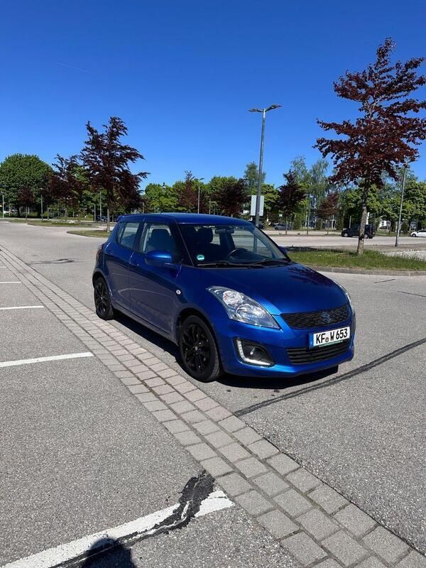 Blau Gebraucht 2016 Suzuki Swift Club Kleinwagen | 6.999 € (Superpreis) - Bild 1/4