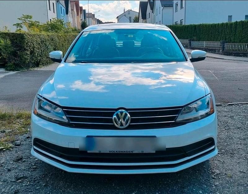 Gebraucht VW Jetta 150 PS (110 kW) 2016 Weiß Limousine