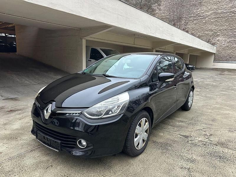 Schwarz Gebraucht 2014 Renault Clio IV Dynamique Limousine | 3.950 € (Fairer Preis) - Bild 1/4