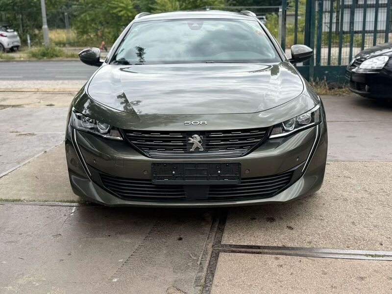 Grau Gebraucht 2019 Peugeot 508 Allure Kombi | 12.990 € (Guter Preis) - Bild 1/4