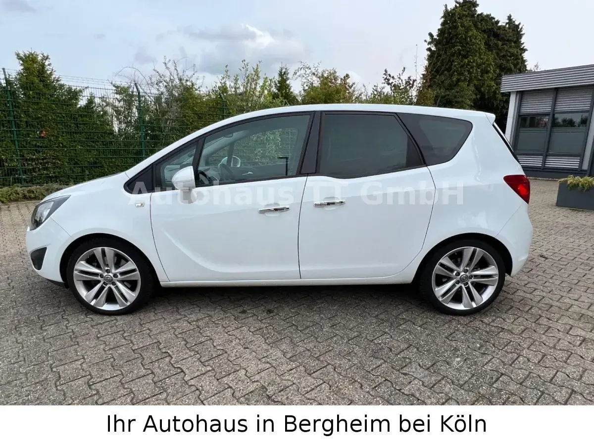 Gebraucht Opel Meriva Innovation 140 PS (102 kW) 2011 Weiß Van / Kleinbus