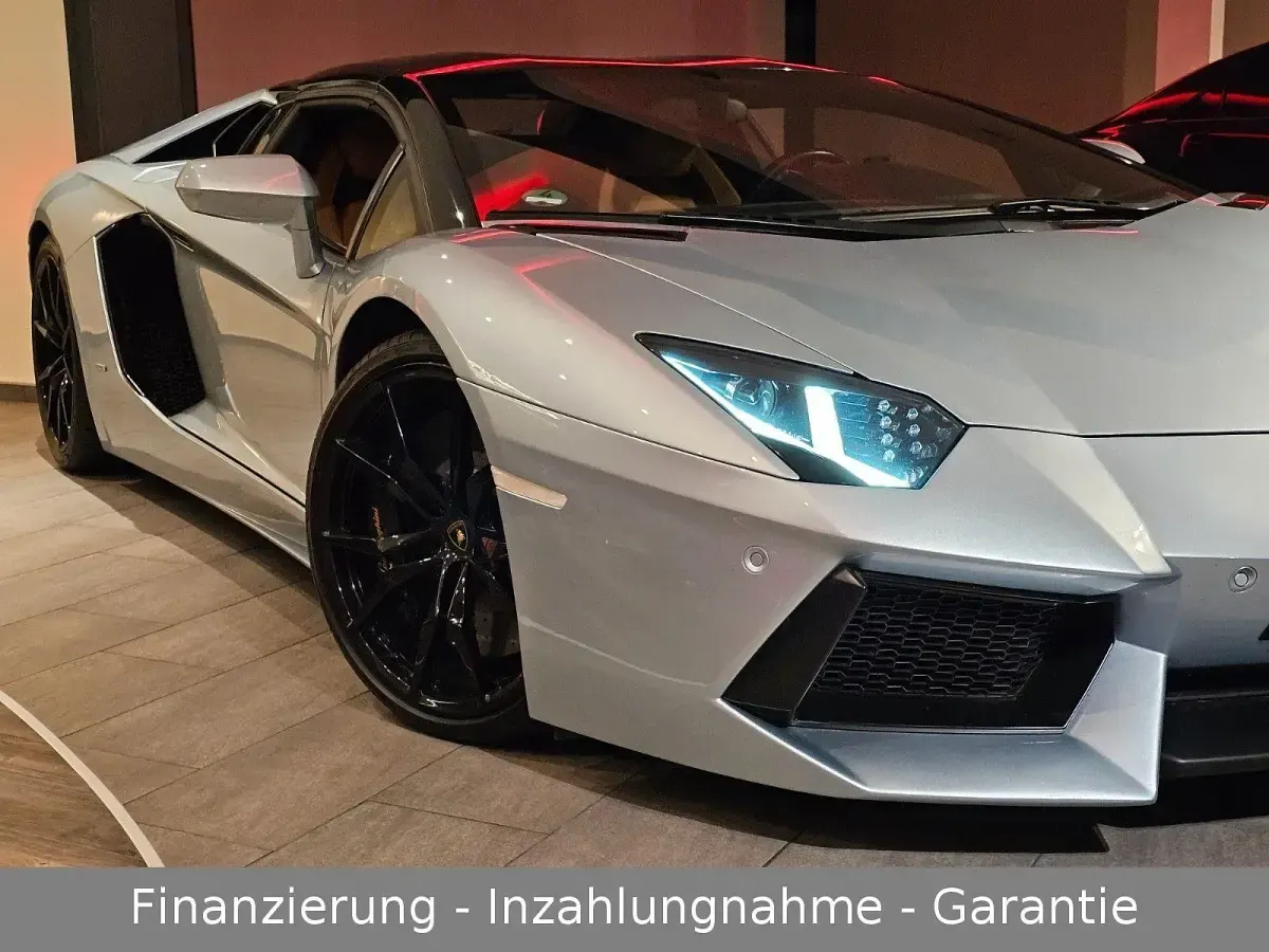 Usata Lamborghini Aventador 700 CV (514 kW) 2014 Argento Cabrio