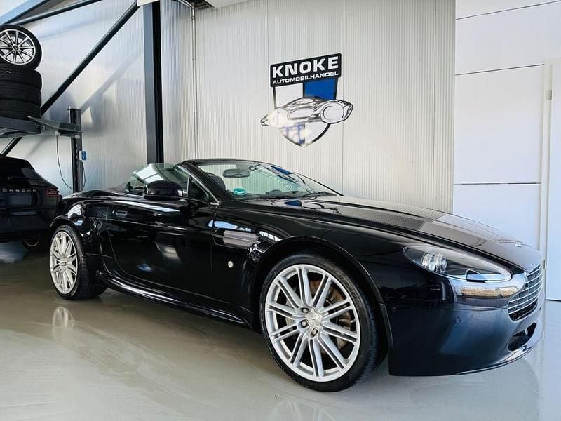 Gebraucht Aston Martin V8 Vantage 426 PS (313 kW) 2011 Schwarz Cabrio