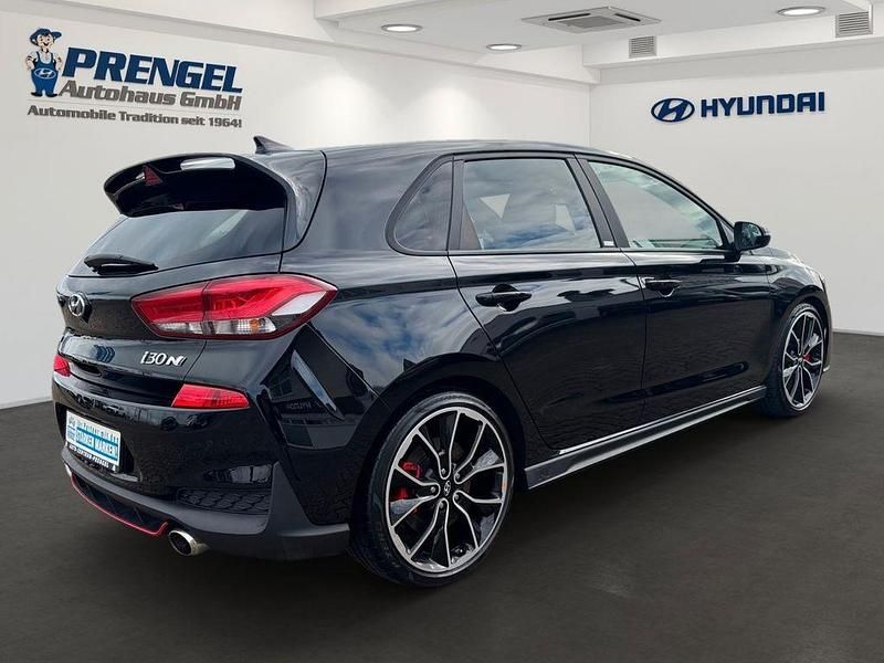 Gebraucht Hyundai i30 275 PS (202 kW) 2020 Schwarz Limousine