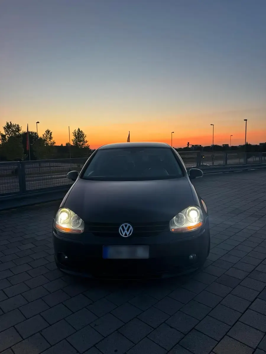 Gebraucht VW Golf IV 140 PS (102 kW) 2005 Schwarz Limousine