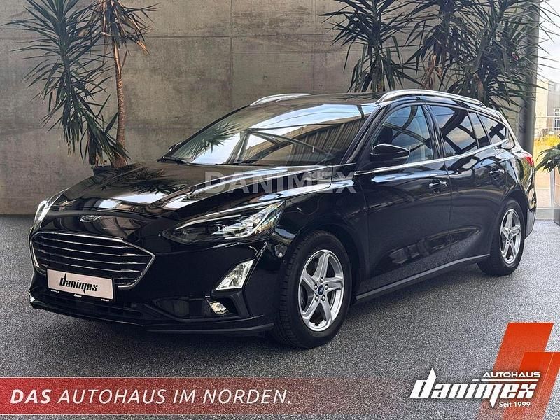 Gebraucht Ford Focus Titanium X 120 PS (88 kW) 2020 Schwarz Limousine
