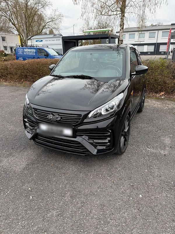 Gebraucht Ligier JS60 2024 Schwarz Kleinwagen