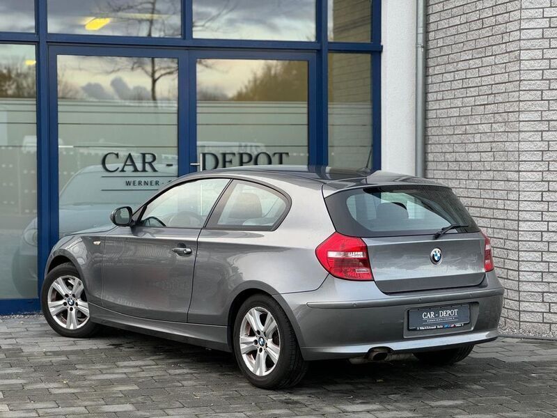 Gebraucht BMW 116 Advantage 122 PS (89 kW) 2010 Grau Kleinwagen