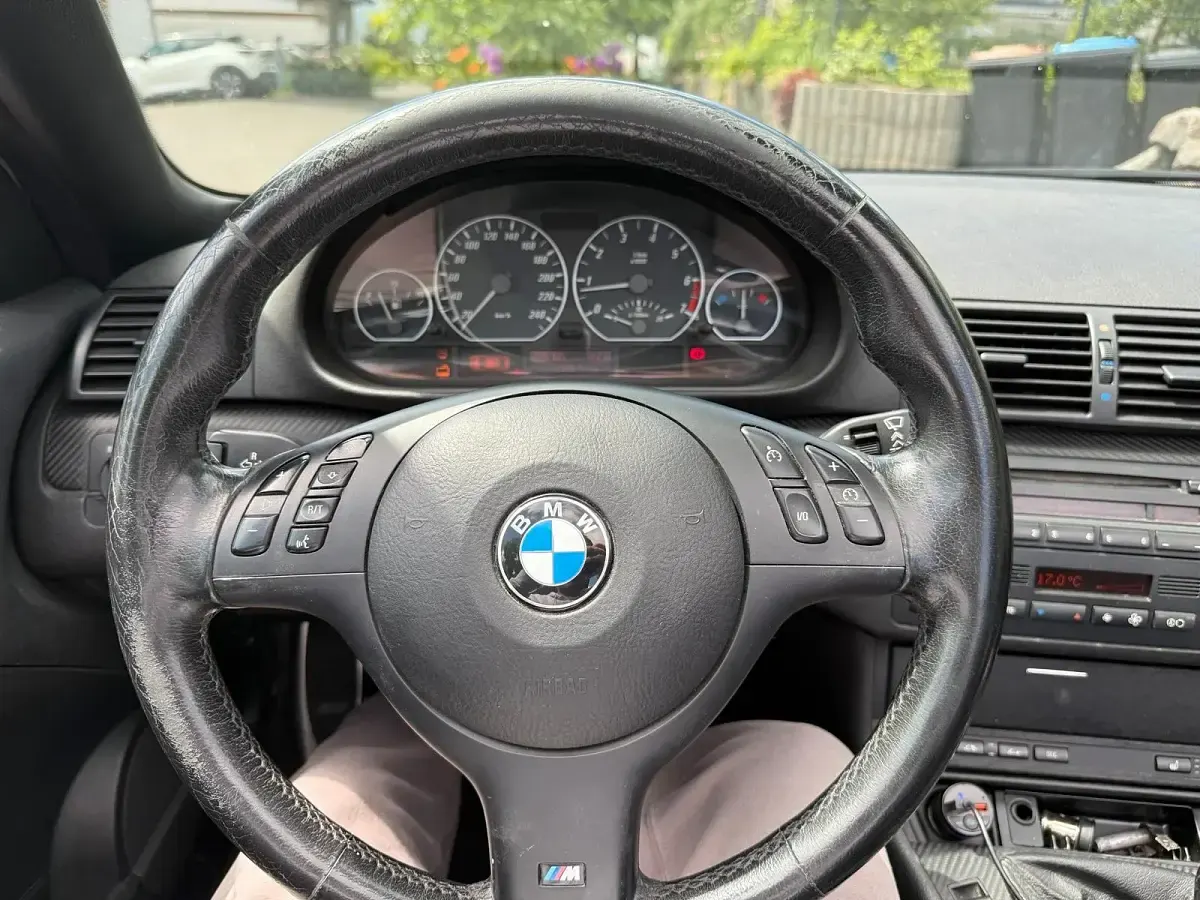 Gebraucht BMW 330 Cabriolet M Sport 231 PS (169 kW) 2002 Schwarz Cabrio