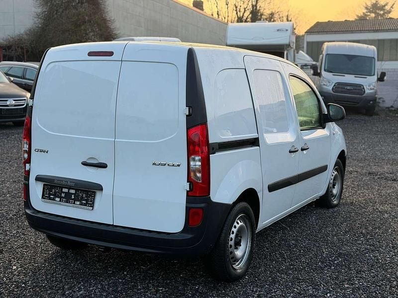 Gebraucht Mercedes Citan 109 95 PS (69 kW) 2020 Arktikweiss Van / Kleinbus